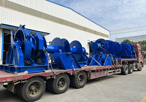 58mm hydraulic anchor winch combination machine is delivered again
