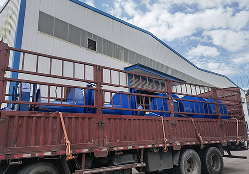 2 sets of 125KN hydraulic winches sent to Chizhou shipyard