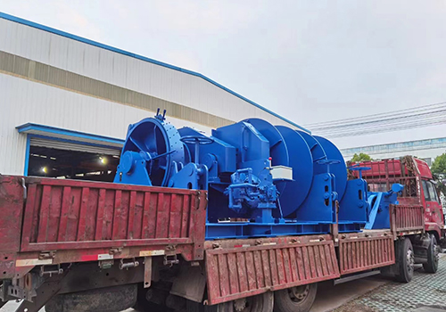 64mm hydraulic anchor winch combination machine sent to Nantong Yahwa shipyard