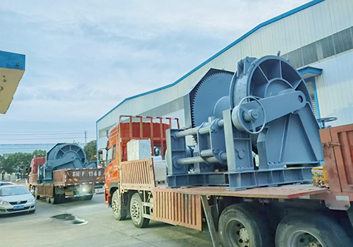 Two sets of 260kn electric variable frequency anchor winch and two sets of 35kn electric towing winch are sent to China Merchants Heavy Industry!