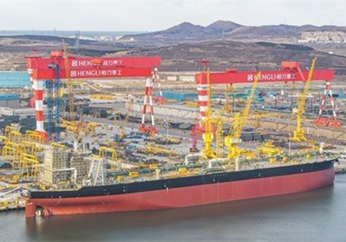 Shipping giant places another 38 ships