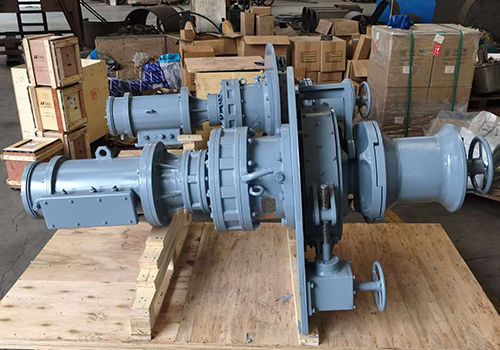 28mm electric anchor winch is about to set sail