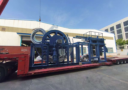 40KN hose winch and 5T slewing crane shipped 40KN hose winch and 5T slewing crane shipped